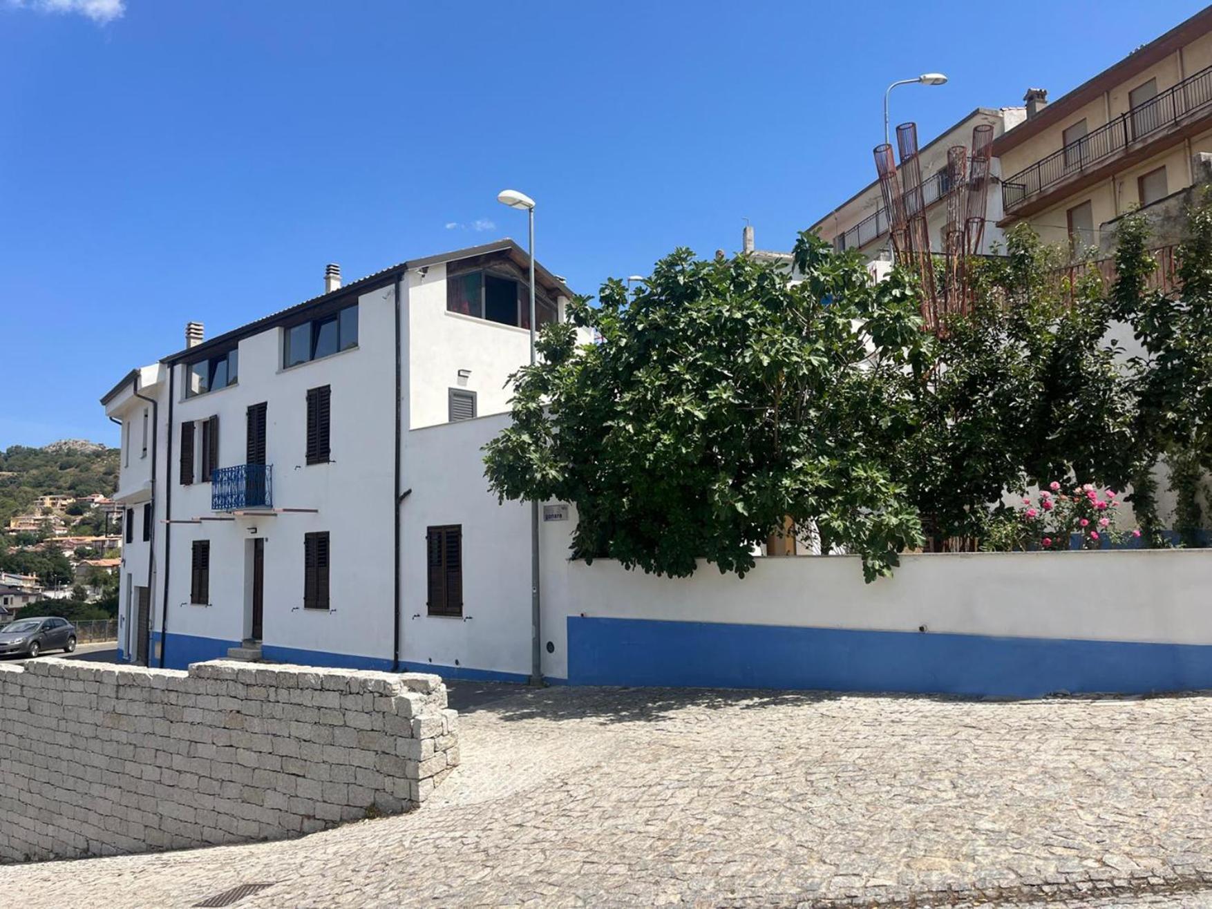 Casa Ziranu Sa Domo E Su Cantaru Orani Exterior photo